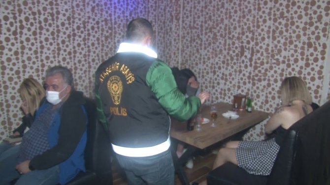 Kısıtlamayı hiçe sayanların, polise yakalanmamak için saklandığı yerler ilgi çekti