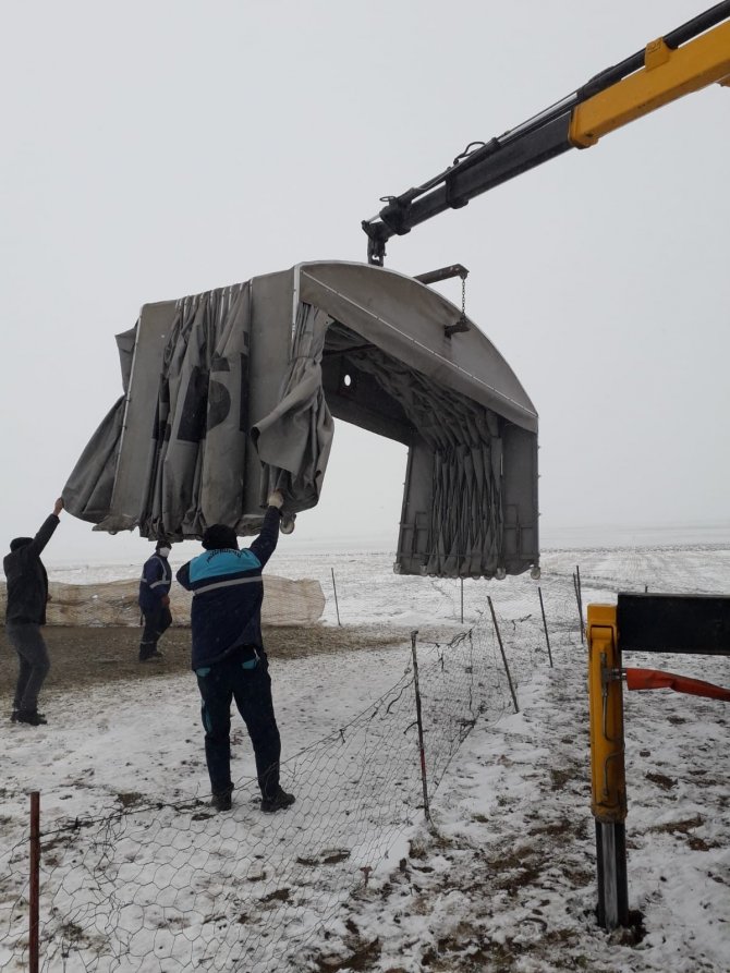 Koyunlarıyla birlikte yaylada mahsur kaldılar! Koyuncuların imdadına Kocasinan Belediyesi yetişti