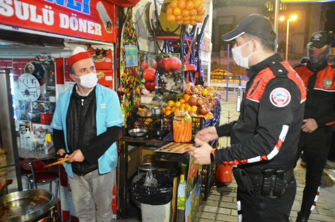 Sokağa çıkma yasağında doğum günü partisinin bedeli ağır oldu: 17 kişiye toplamda 58 bin 973 lira ceza kesildi