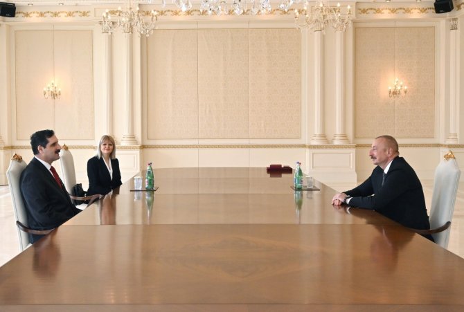 Türkiye'nin Bakü Büyükelçisi Özoral'a Aliyev’den Dostluk Nişanı