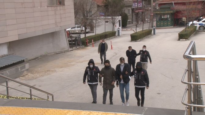 Eskişehir'de düzenlenen uyuşturucu operasyonlarında 7 kişi gözaltına alındı