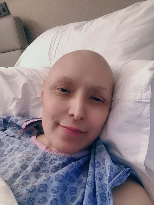 Kanser ile mücadelesiyle tanınan Olcay Senem hayatını kaybetti!