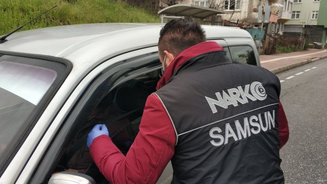 Samsunda kısıtlama günü narkotik ve HES uygulaması yapıldı