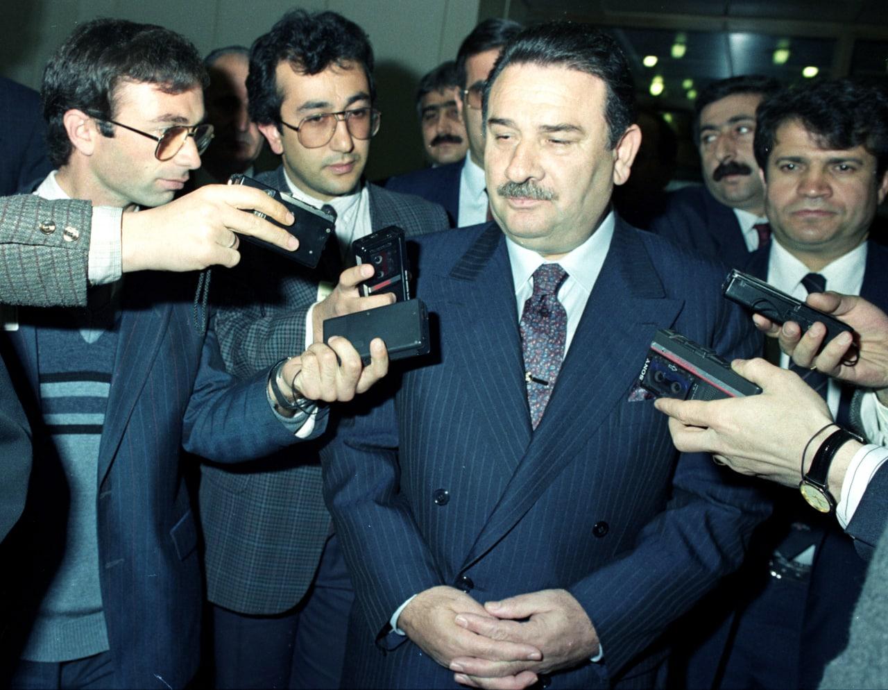 SON DAKİKA Eski Başbakan Yıldırım Akbulut hayatını kaybetti