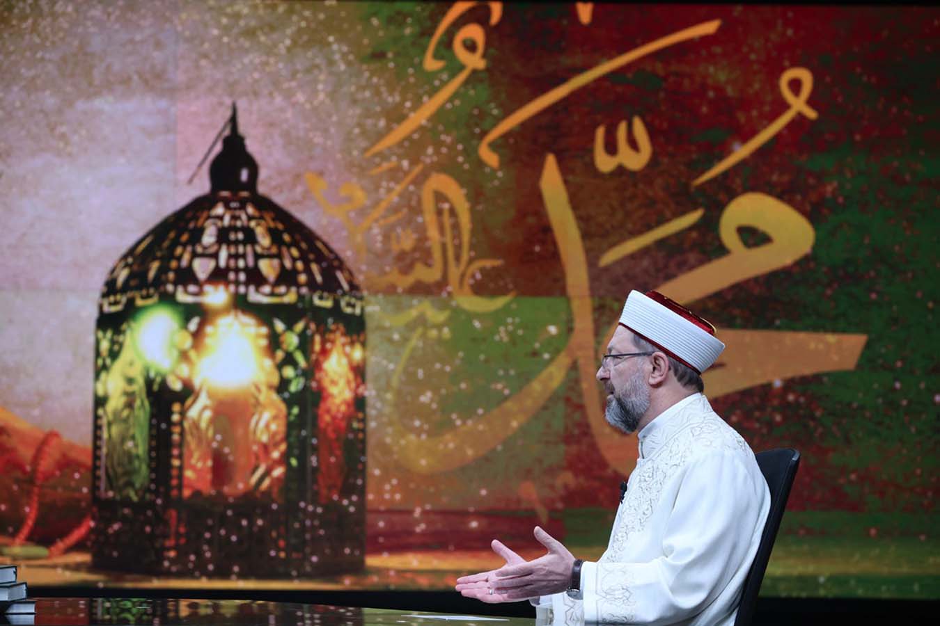 Diyanet İşleri Başkanı Erbaş'tan teravih namazı açıklaması: Vaka sayıları düşerse... 