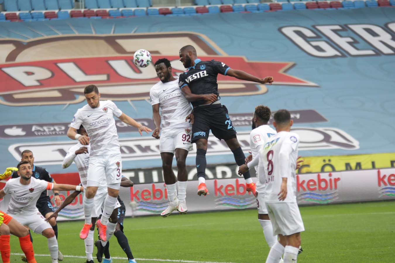 Son dakika| Trabzonspor, Hatayspor'a diş geçiremedi: 1-1