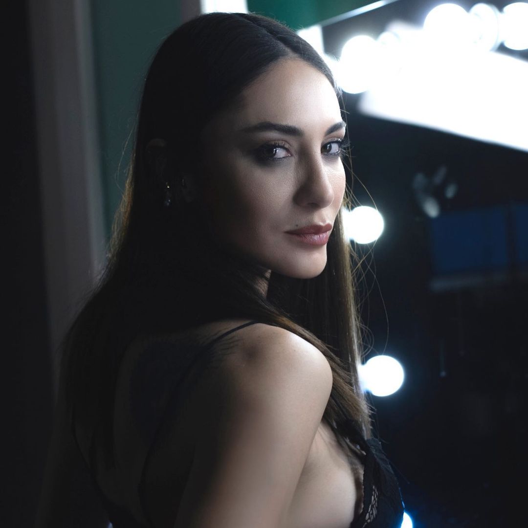 Merve Oflaz kimdir nereli kaç yaşında Hangi dizilerde rol aldı