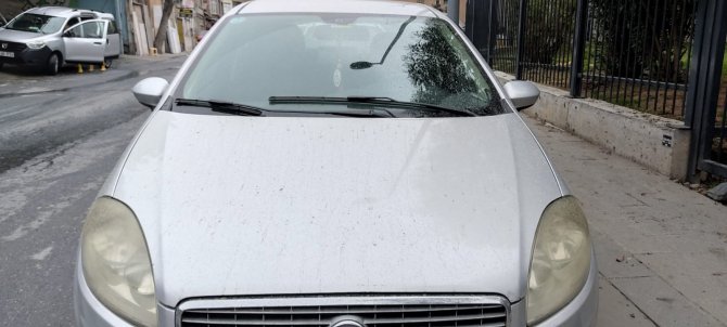 Gökyüzü turuncu renge büründü! İstanbul’da çamur yağışı etkili oldu