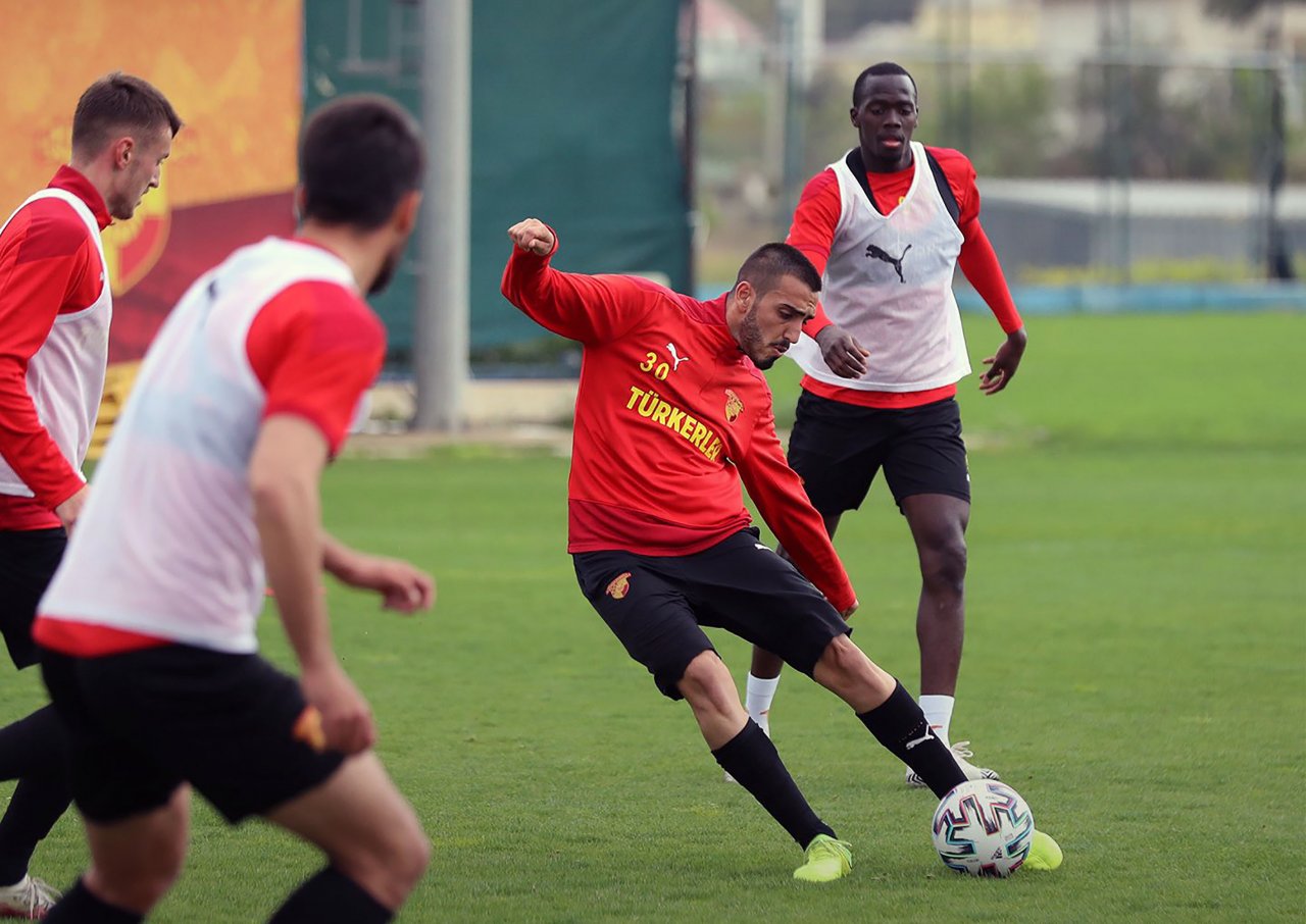 Göztepe, Fatih Karagümrük karşılaşmasına hazırlanıyor