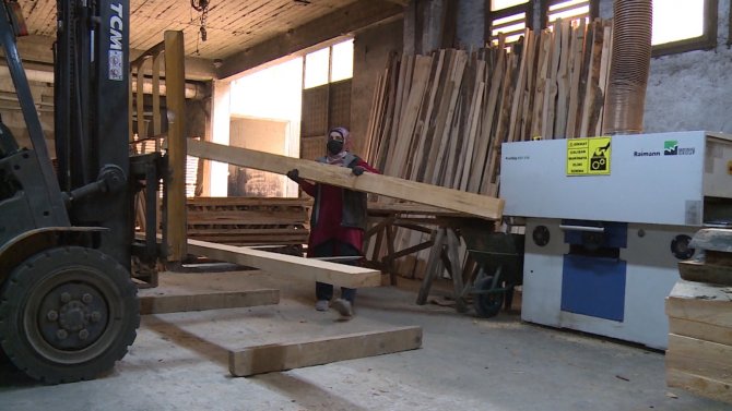 İşte kadının gücü! Aklından bile geçmezdi ama 9 yıllık marangoz ustası oldu