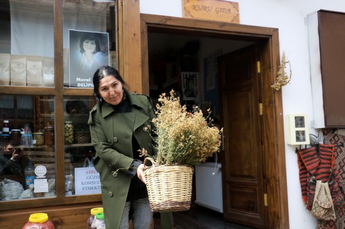 Kadın esnaflar sokağı! Bu sokaktaki tüm esnaflar kadın