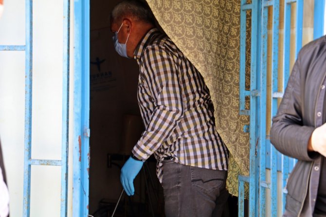 Öldü sanılıp polisler tarafından kontrol edilmişti, 1 hafta sonra gerçekten öldü