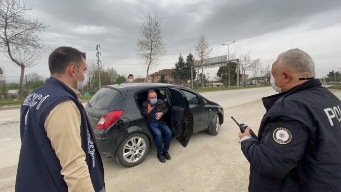 Polis denetiminden kaçamadılar! Karantina ihlali yapan 6 kişi uygulamada yakalandı