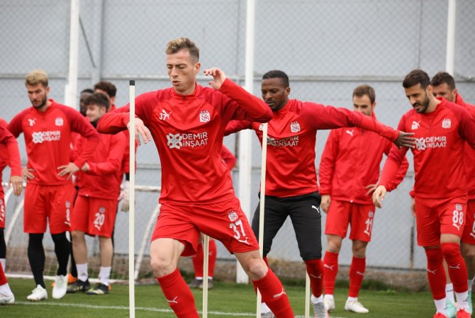 Sivasspor'da motivasyon yüksek! Beşiktaş maçına moralli hazırlanıyor