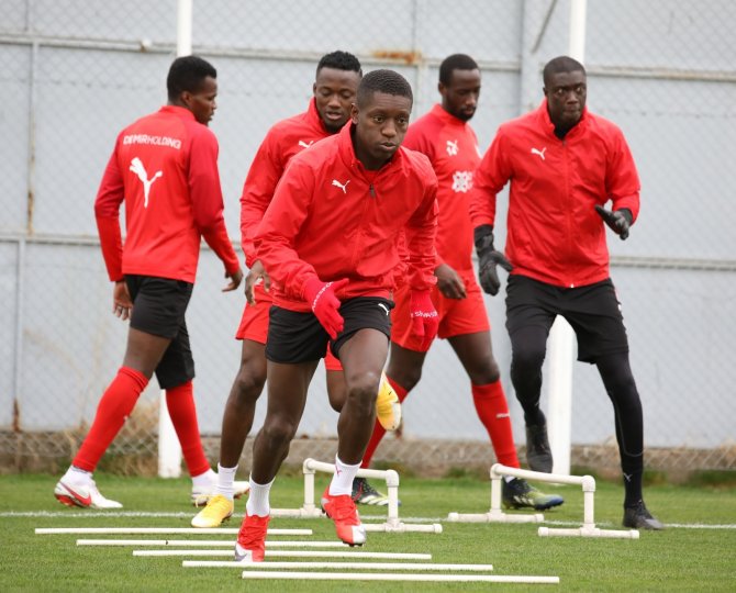 Sivasspor'da motivasyon yüksek! Beşiktaş maçına moralli hazırlanıyor