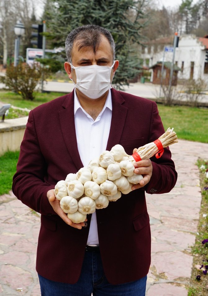 Üreticilerin yüzü güldü! Dünyaca ünlü Taşköprü sarımsağı, AB’de coğrafi işaretle tescillendi