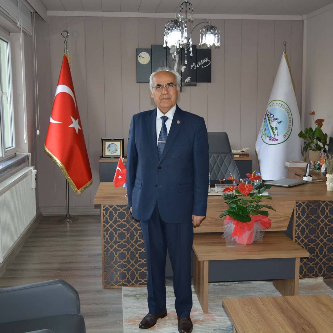 Yeşilova Belediye Başkanı Mümtaz Şenel kimdir kaç yaşında nereli