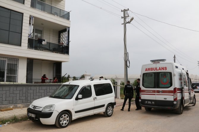 Antalya'da baba ve oğlu aynı odada ölü bulundu