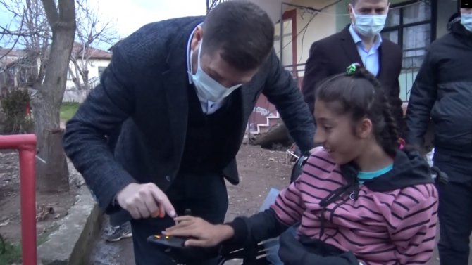 Balıkesir engelli vatandaşları mutlu etmeye devam ediyor