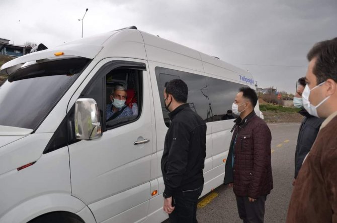 Erzincan'da koronavirüs denetimleri! Kaymakam Çelik, yol emniyet ve kontrol noktalarını denetledi
