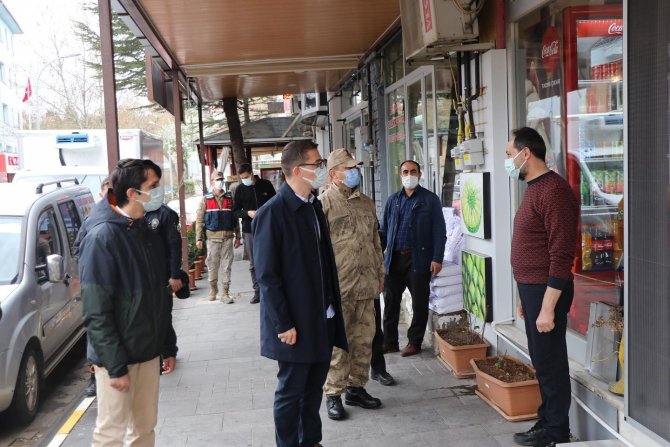 Esnaflar denetlendi! Maske, mesafe, hijyen uyarısı yapıldı