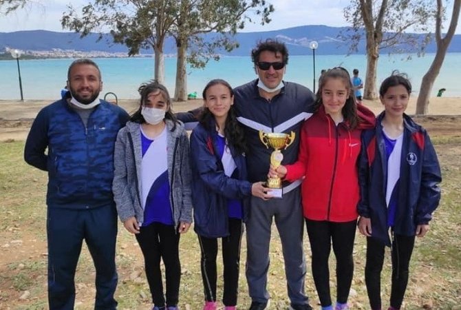 Salihlili atletlerin büyük başarısı! Final biletini aldılar