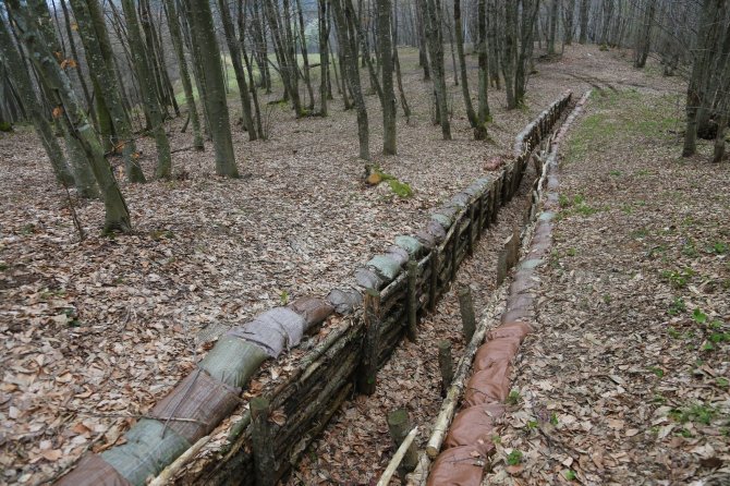 Tarihi siperlerin içler acısı son durumu: Alkolikler mesken edindi!