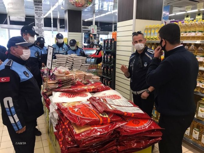 Tekirdağ'da zabıta ekipleri koronavirüse karşı çalışmalarını titizlikle sürdürüyor