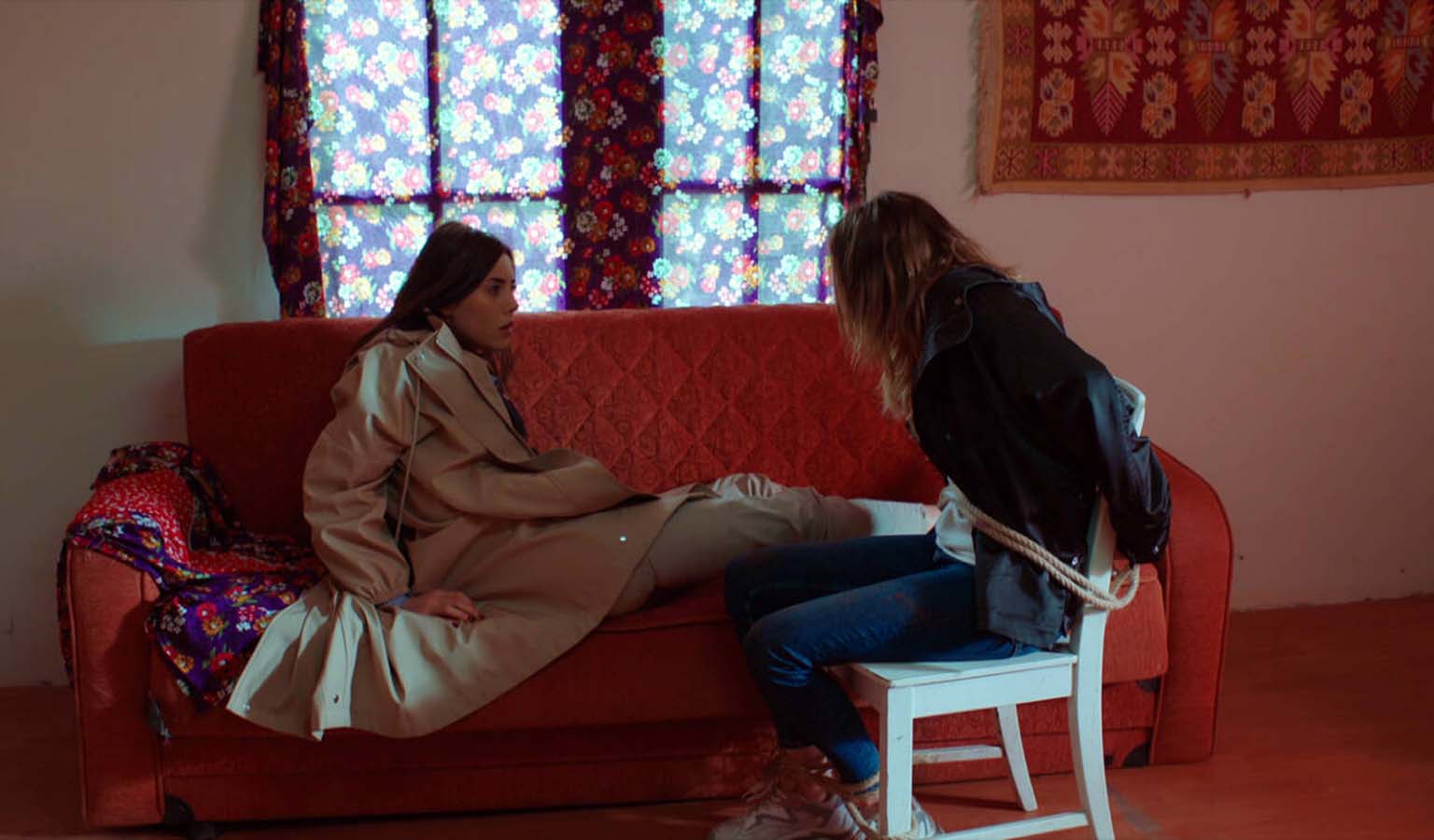 Sadakatsiz dizisi korona vakalarına rağmen yeniden çekimlere başlıyor