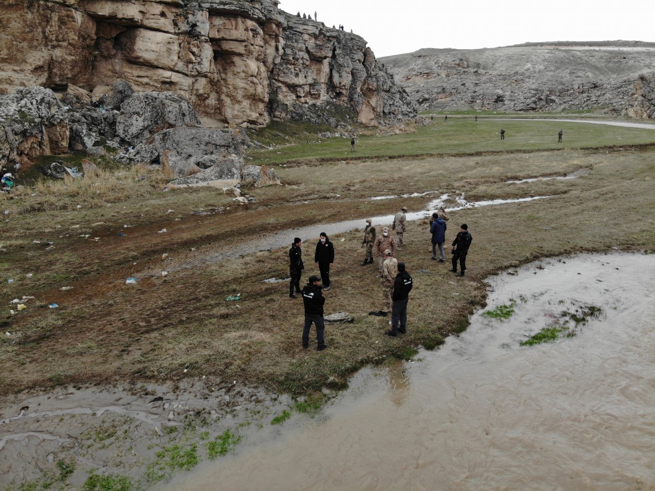 Ağrı'da nehre düşerek kaybolan çocuğun cansız bedenine ulaşıldı