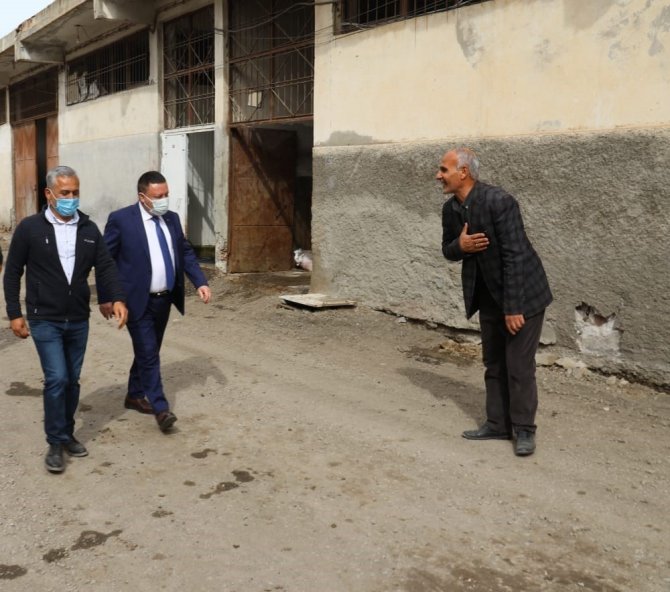 Bağlar’daki Dericiler Sitesi 20 yıl sonra asfalt yola kavuştu