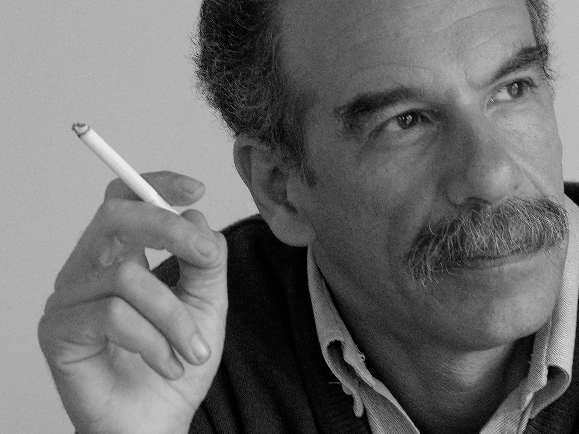 Kağıt Ev dizisi hangi kitaptan uyarlama? Kağıt Ev dizisi nasıl bitiyor? La Casa De Papel bağlantısı nedir?