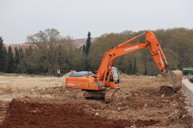 Hereke’de yeni mezarlık alanı için yapım çalışmaları başladı
