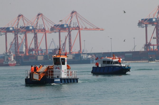 Mersin’de içler acısı durum: Bir yılda denizden toplanan atık 450 tonu buldu