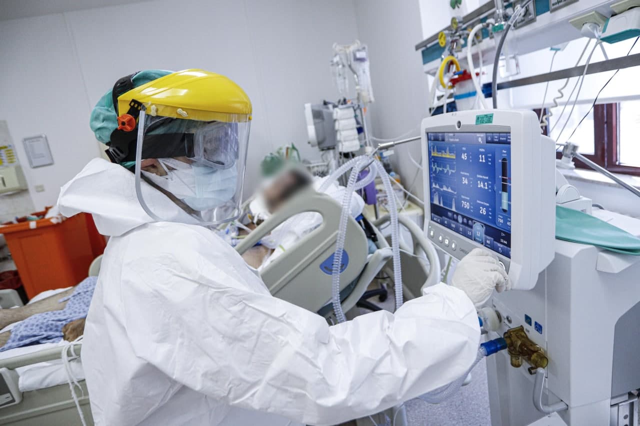 Oxford'dan şaşırtan deney: Ucunda 57 bin lira var! Önceden Kovid-19 geçirenlere yeniden virüs bulaştırılacak!