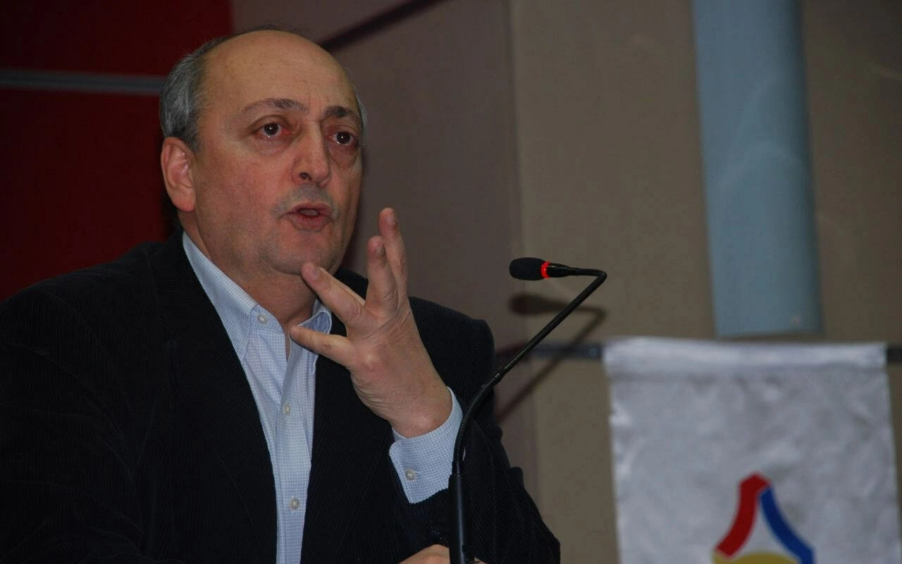 Çalışma ve Sosyal Güvenlik Bakanı Vedat Bilgin Kimdir, Nerelidir, Nerede Doğdu? Kaç yaşındadır?