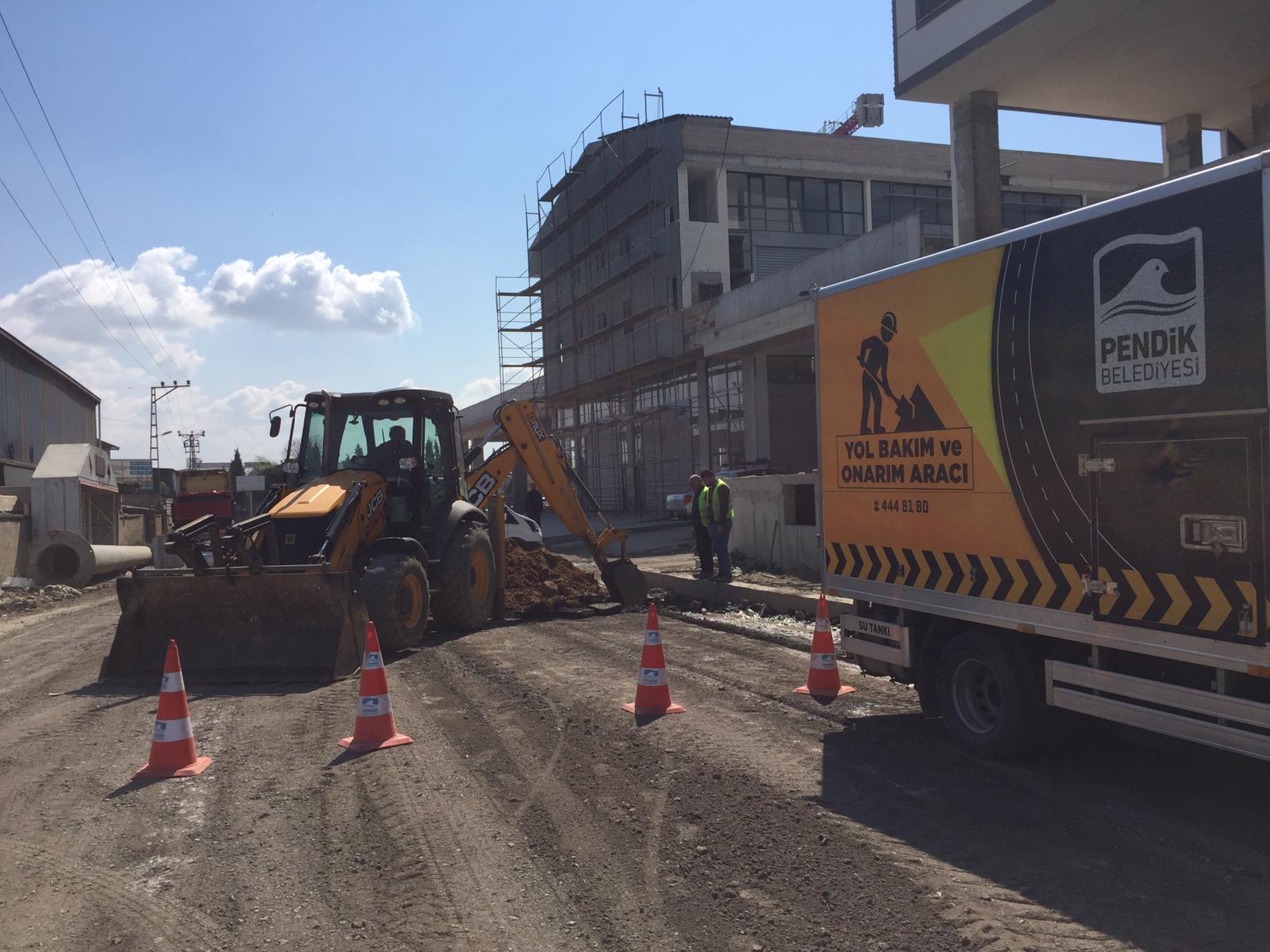 Pendik'te asfalt çalışmaları hız kazanıyor!