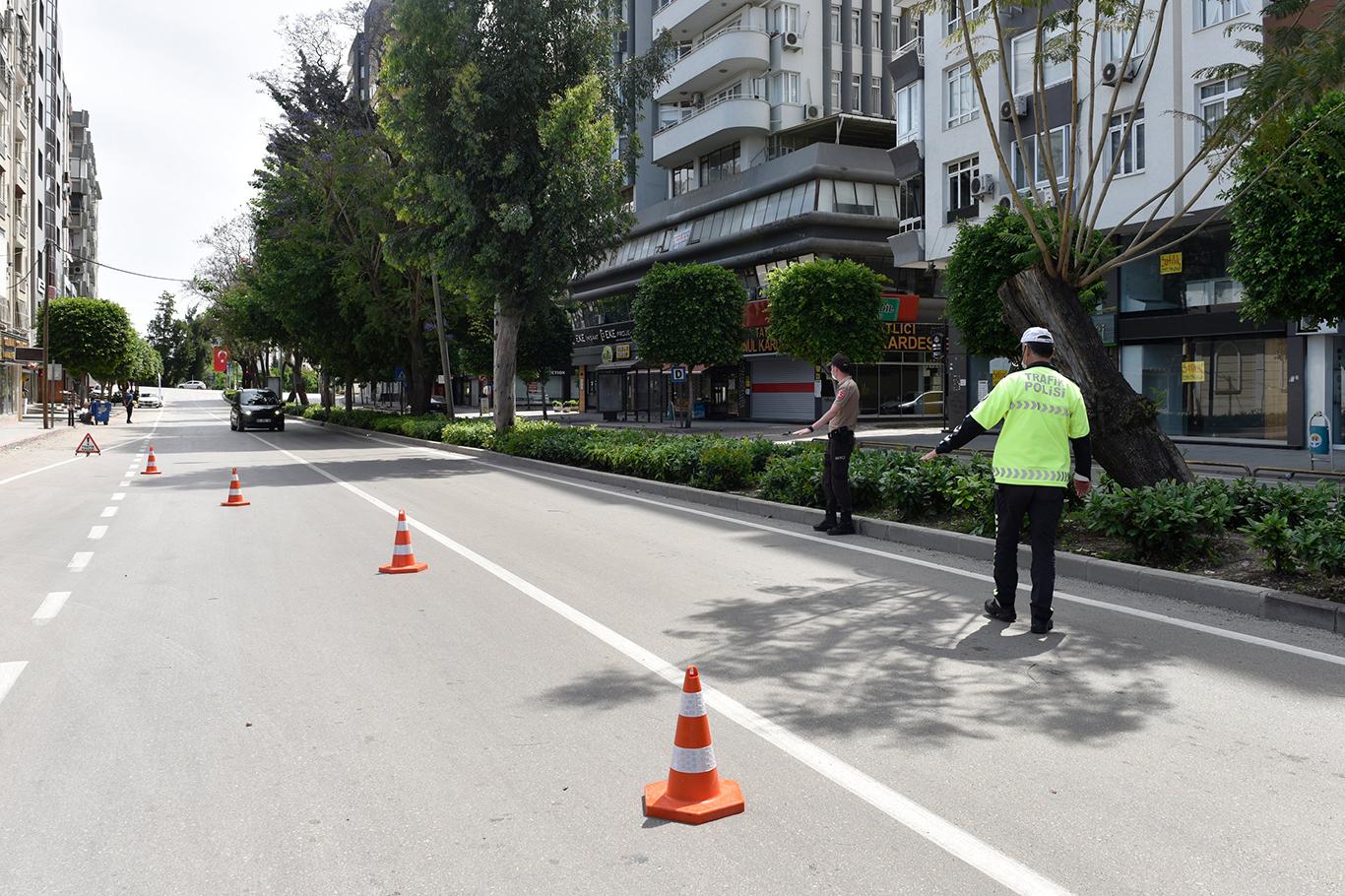 22 Nisan bugün sokağa çıkma yasağı saat kaçta başlıyor? 23 Nisan sokağa çıkma yasağı ne zaman başlayacak 2021?