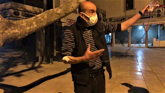 Elinde serum, kolunda damar yoluyla hastaneden kaçtı