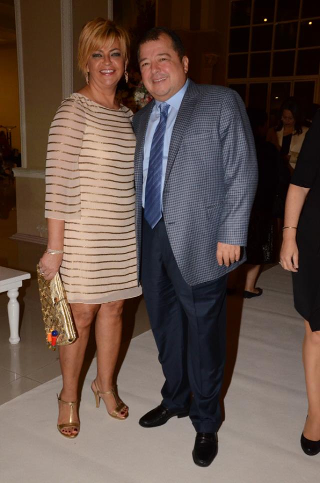 Cemiyetin tanınan ismi Kudret Akça ihanete uğradı Eşi Rıza Akça ya 50 milyon TL lik boşanma davası açtı