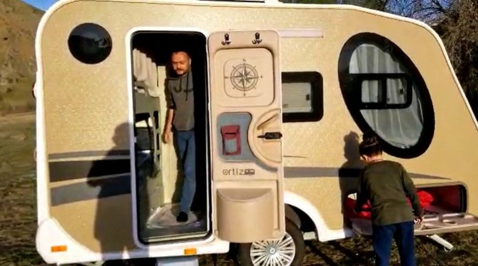 Tabiat içinde izole! Sokağa çıkma kısıtlamasında karavanda yaşamaya başladılar