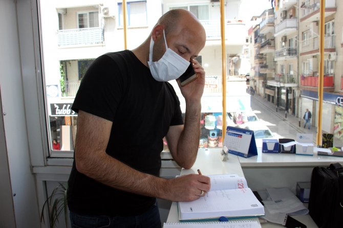 Berberlerde tam kapanma yoğunluğu yaşanıyor: Telefonlara randevulara yetişemiyorlar!