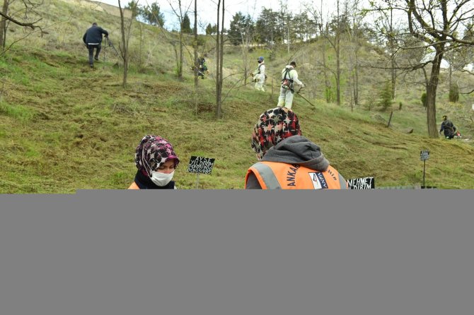 Ankara'da ilçe mezarlıklarında bakım ve temizlik çalışması