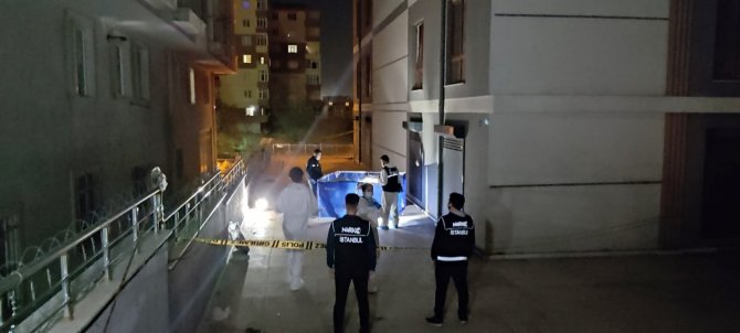 Polisi karşısında görünce sekizinci kattan atladı, olay yerinde hayatını kaybetti