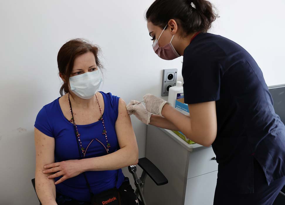 Bomba iddia: Bayram sonrası aşı olmayanlara kısıtlama gelecek!