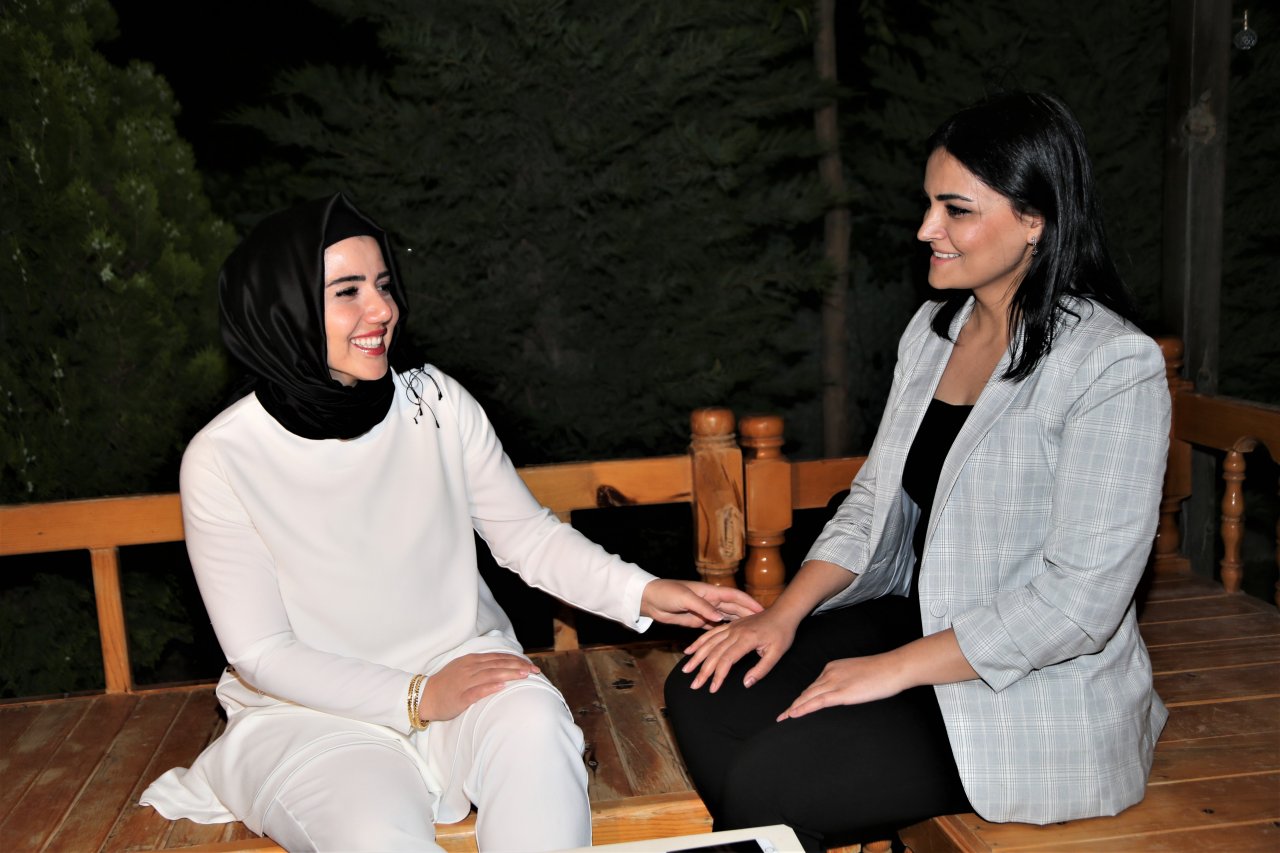 Şampiyon kadın başkanProfesyonel futbol liglerinin şampiyon kadın başkanı gururlu