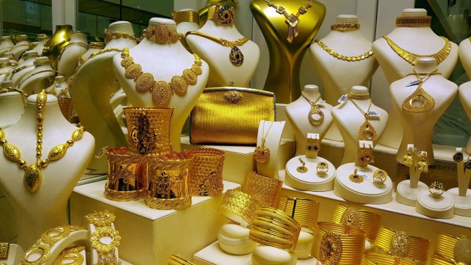 Tam kapanmada kuyumcular açık mı?