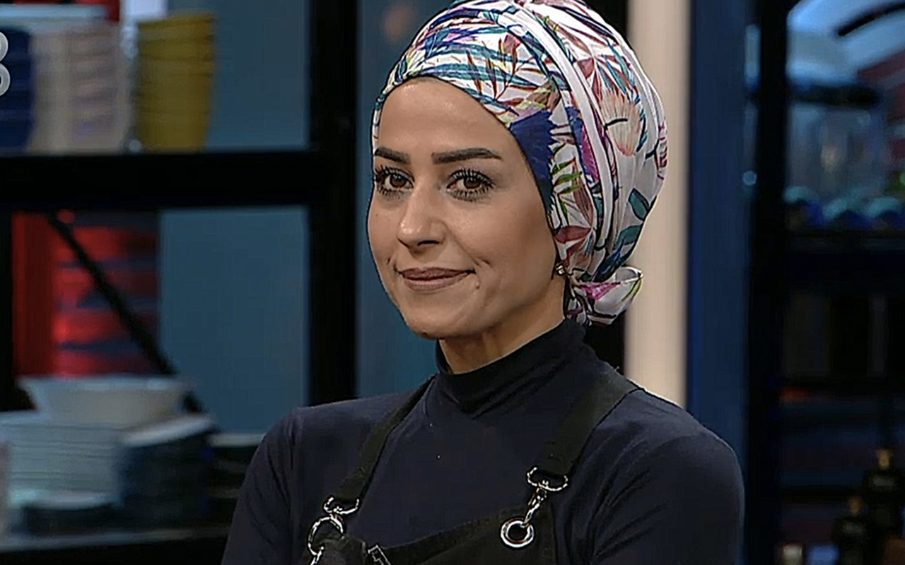 Masterchef Esra Tokelli kimdir? Kaç yaşında,nereli? Evli mi? Instagram hesabı nedir?