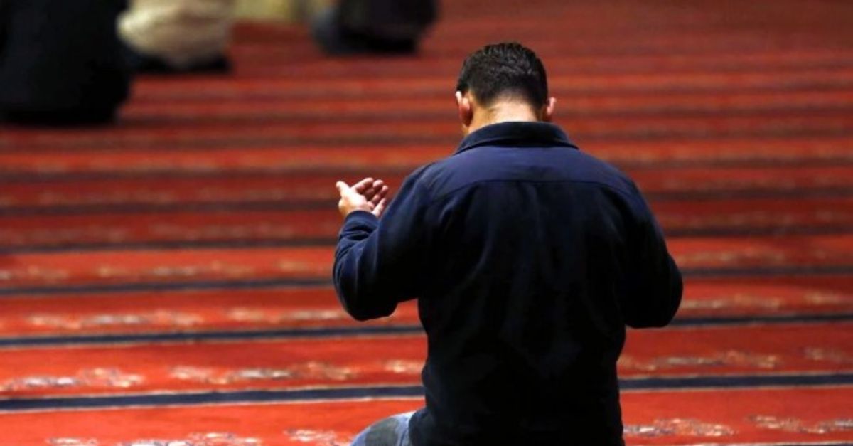 Kadir Gecesi hangi zikirler çekilir? Kadir Gecesi namazı kaç rekattır, nasıl kılınır?