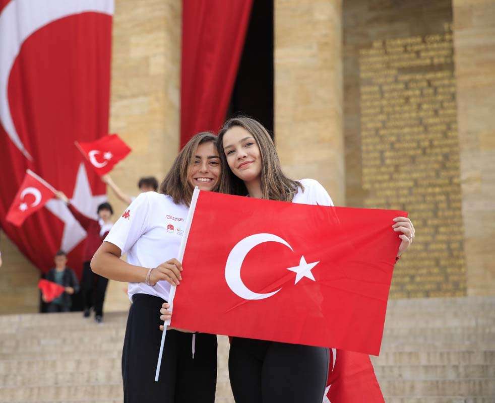 Tam kapanma ne zaman sona erecek? Tam kapanma uzatılacak mı? 19 Mayıs'ta yasak var mı? Tam kapanma olacak mı?